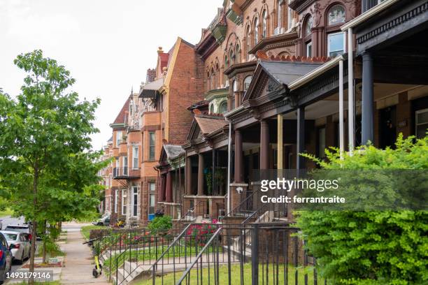 townhomes in baltimore - affordable housing stock pictures, royalty-free photos & images