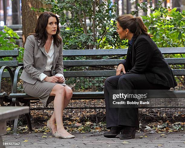 Paget Brewster On Law And Order Svu Paget Brewster Images Imagens e fotografias de stock - Getty Images