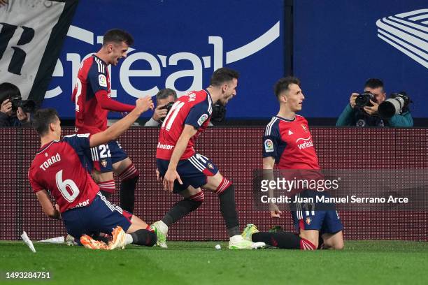Ante Budimir of CA Osasuna celebrates after scoring the team's first goal during the LaLiga Santander match between CA Osasuna and Athletic Club at...