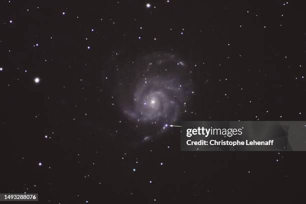 supernova in m101 galaxy, big dipper constellation - pinwheel galaxy stock pictures, royalty-free photos & images