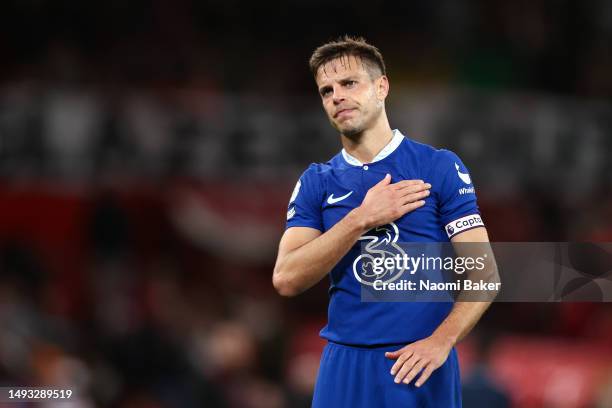 Cesar Azpilicueta of Chelsea acknowledges the fans after the Premier League match between Manchester United and Chelsea FC at Old Trafford on May 25,...