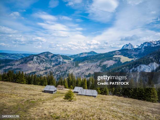 historic shacks - podhale region stock pictures, royalty-free photos & images