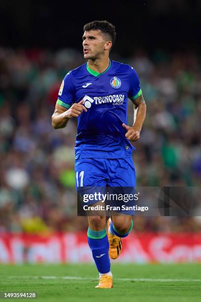 Carles Alena of Getafe looks on during the LaLiga Santander match between Real Betis and Getafe CF at Estadio Benito Villamarin on May 24, 2023 in...