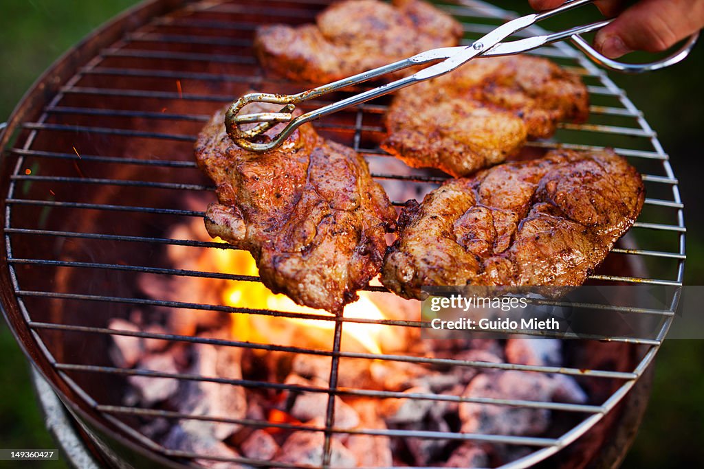 Open flame grill