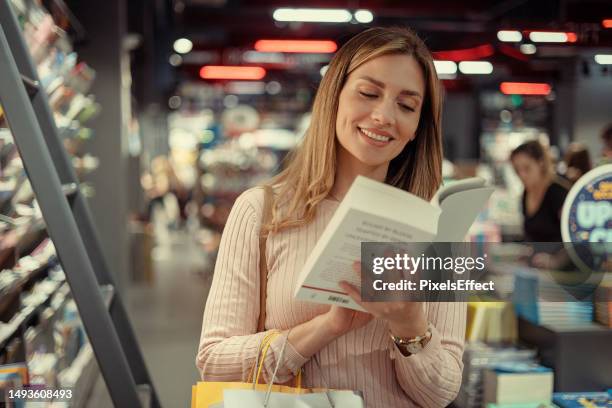 book she wanted - book shop stock pictures, royalty-free photos & images
