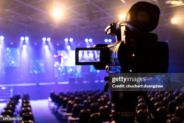 close-up of video camer at the studio is broadcast live - tv camera in studio stock-fotos und bilder