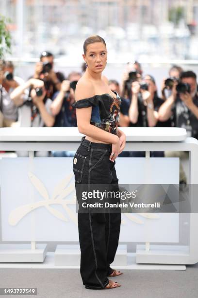 Adèle Exarchopoulos attends the "Elemental" photocall at the 76th annual Cannes film festival at Palais des Festivals on May 27, 2023 in Cannes,...