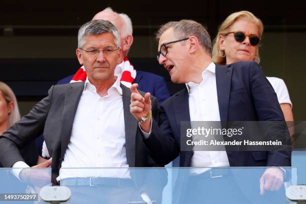 Herbert Hainer, President of FC Bayern Munich speaks with Jan-Christian Dreesen, CFO of FC Bayern Muenchen, prior to the Bundesliga match between 1....