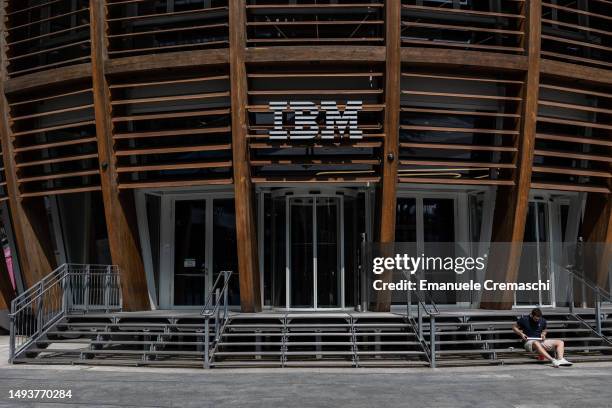Ibmc Rue De Rome 435 Ibm Building Stock Photos, High-Res Pictures, and Images - Getty Images