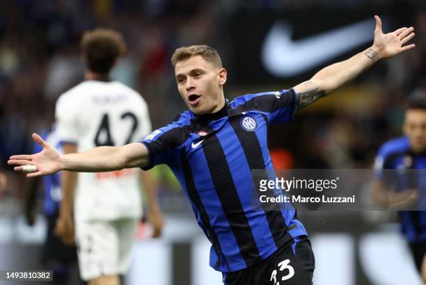 Nicolo Barella of FC Internazionale celebrates after scoring the team's second goal during the Serie A match between FC Internazionale and Atalanta...