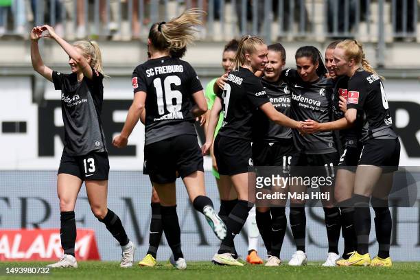 Judith Steinert of Sport-Club Freiburg celebrates after scoring their sides first goal during the FLYERALARM Frauen-Bundesliga match between VfL...