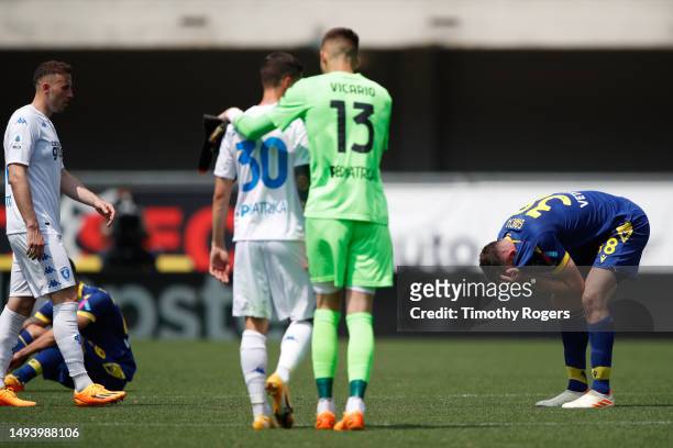 Adolfo Gaich reacts at the final whistle of the Serie A match between Hellas Verona and Empoli FC at Stadio Marcantonio Bentegodi on May 28, 2023 in...