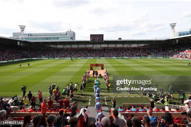 General view inside the stadium as Manchester City receive a guard of honour from players of Brentford ahead of the Premier League match between...