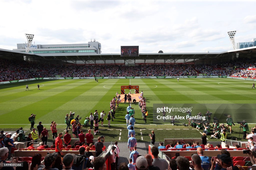 Brentford FC v Manchester City - Premier League