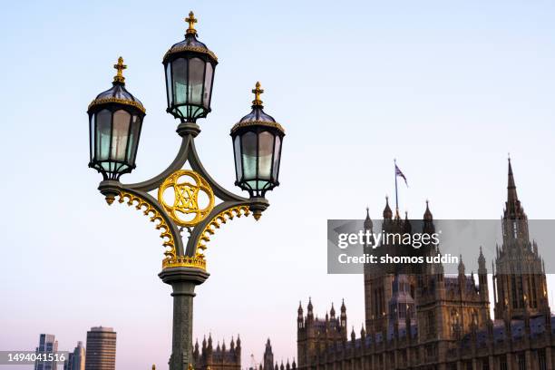 facade of an old london lamp post - government building background stock pictures, royalty-free photos & images