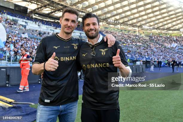 Mirolslav Klose and Antonio Candreva former of SS Lazio player celebrates with his supporters the tenth anniversary prior the conquest of the Italian...