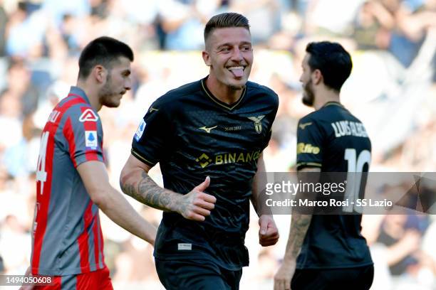 Sergej Milinkovic Savic of SS Lazio celebrates a second goal with his team mates during the Serie A match between SS Lazio and US Cremonese at Stadio...