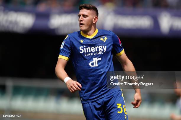 Adolfo Gaich of Verona during the Serie A match between Hellas Verona and Empoli FC at Stadio Marcantonio Bentegodi on May 28, 2023 in Verona, Italy.