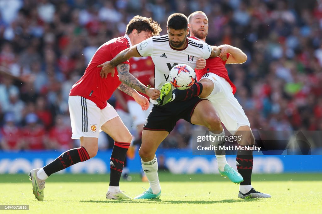 Manchester United v Fulham FC - Premier League