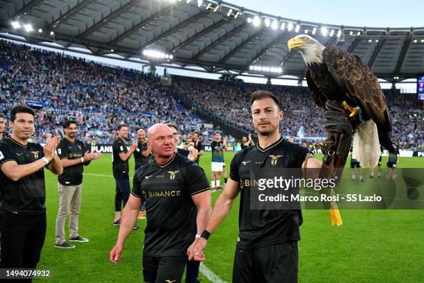 Stefan Radu of SS Lazio celebrates victory after the Serie A match between SS Lazio and US Cremonese at Stadio Olimpico on May 28, 2023 in Rome,...