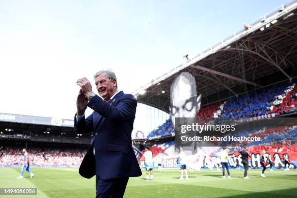 Roy Hodgson, Manager of Crystal Palace acknowledges the crowd as fans pay tribute to Faithless musician and Crystal Palace fan Maxi Jazz prior to the...