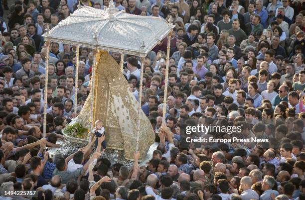 The Virgin of El Rocio processions through the streets of the village, May 29 in El Rocio . The Virgin of El Rocio leaves her Hermitage after the...