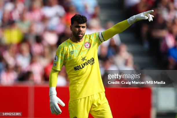 Tottenham reluctance to pay Brentford asking price for goalkeeper piques Man United interest