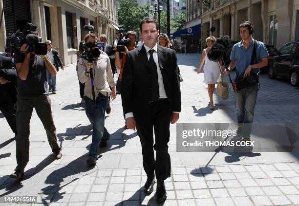 French bank Societe Generale rogue trader Jerome Kerviel is pictured, on July 23, 2008 in Paris, as he arrives at the financial investigation unit of...