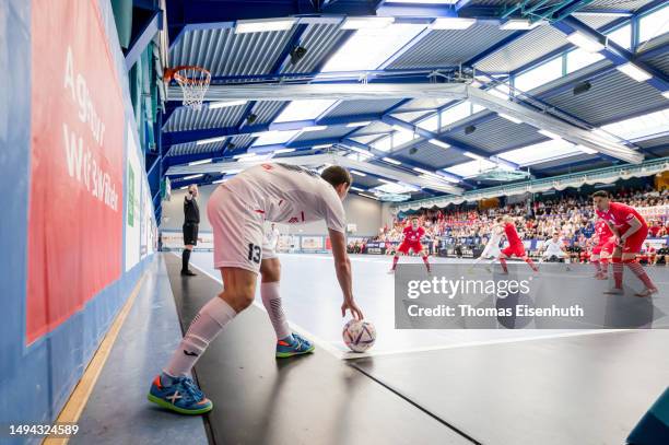 Oleksandr Sorokin of HOT 05 kicks a corner during the Futsal Bundesliga Final between HOT 05 Futsal and Jahn Regensburg Futsal on May 29, 2023 in...