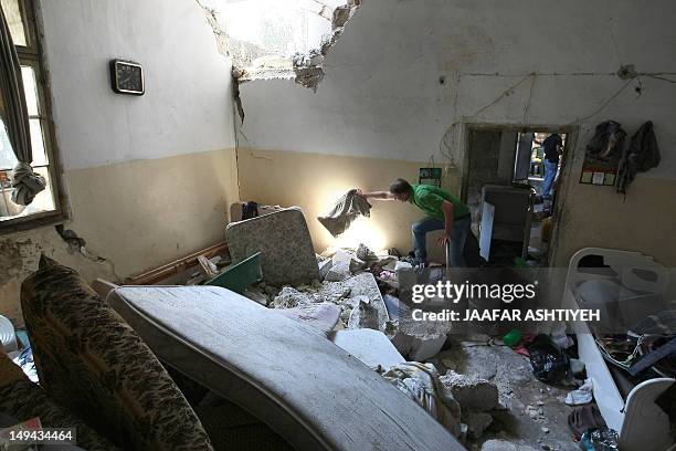 Haruf Raa 15 Haruf Stock Photos, High-Res Pictures, and Images - Getty Images