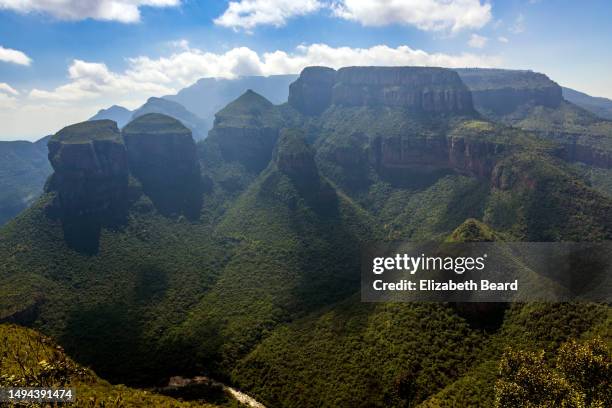 three rondavels at blyde river canyon panorama route tour - escarpment stock pictures, royalty-free photos & images