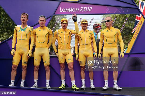Michael Rogers, Matthew Harley Goss, Cadel Evans, Simon Gerrans and Stuart O'Grady of Australia pose for photographs ahead of the Men's Road Race...