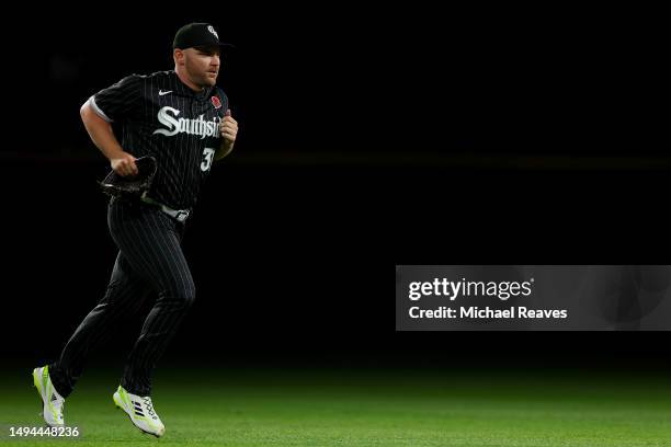 Liam Hendriks of the Chicago White Sox enters the game during the eighth inning against the Los Angeles Angels at Guaranteed Rate Field on May 29,...