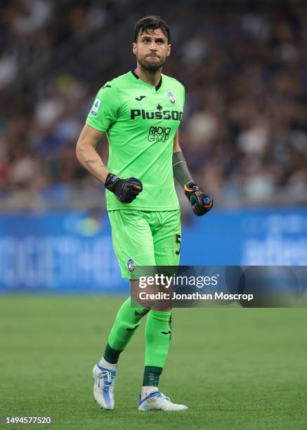 Marco Sportiello of Atalanta celebrates after team mate Mario Pasalic scored to pull a goal back and reduce the arrears to 2-1 nduring the Serie A...