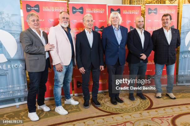 Les Luthiers Roberto Antier, Martin O'Connor, Jorge Maronna, Carlos Lopez, Tomas Mayer and Horacio "Tato" Turano attend the Les Luthiers Farewell...