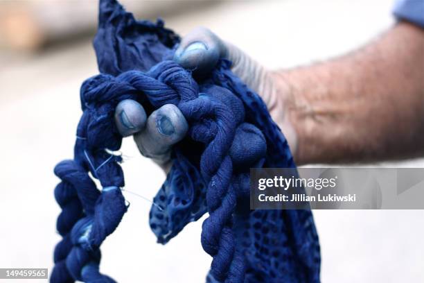 indigo dye - färgmedel bildbanksfoton och bilder