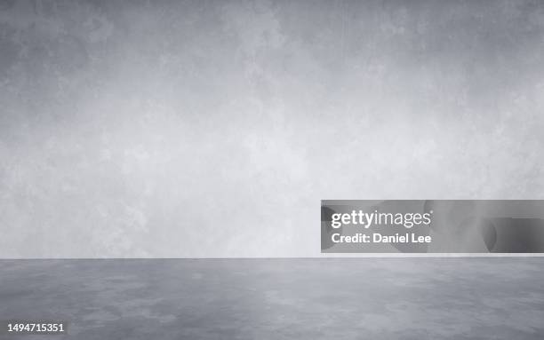 empty concrete wall background - escenario-teatro fotografías e imágenes de stock