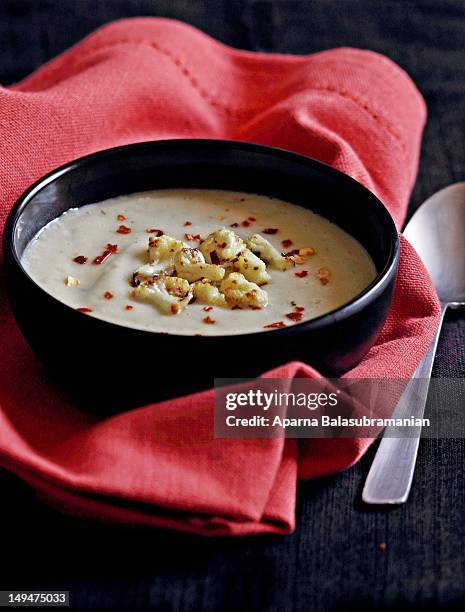 creamy cauliflower soup - creamy cauliflower and potato soup stock pictures, royalty-free photos & images