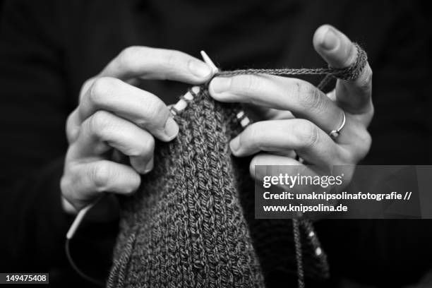 knit - knitting stock-fotos und bilder