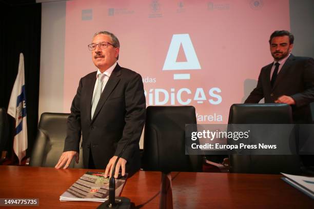 The president of the General Council of the Judiciary, Rafael Mozo and the provincial president of the PP of A Coruña, Diego Calvo , on their arrival...