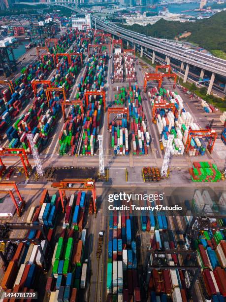 aerial view of containers in a commercial port - docklands studio stock pictures, royalty-free photos & images
