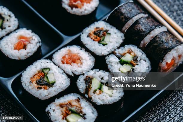 set of japanese sushi rolls. eastern cuisine. - maki sushi 個照片及圖片檔