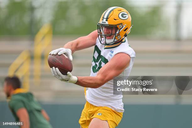 Luke Musgrave of the Green Bay Packers participates in an OTA practice session at Don Hutson Center on May 31, 2023 in Ashwaubenon, Wisconsin.