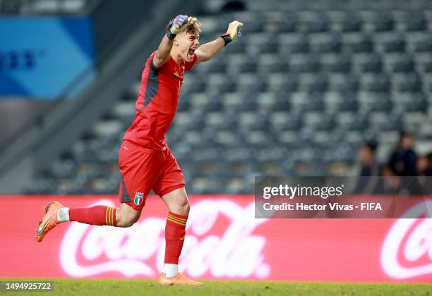 Sebastiano Desplanches of Italy celebrates after his teammate Tommaso Baldanzi score the team's first goal during a FIFA U-20 World Cup Argentina...