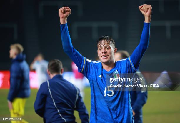 Alessandro Fontanarosa of Italy celebrates after winning a FIFA U-20 World Cup Argentina 2023 Round of 16 match between England and Italy at Estadio...