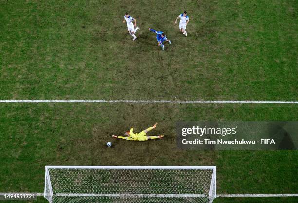 Tommaso Baldanzi of Italy scores the team's first goal during a FIFA U-20 World Cup Argentina 2023 Round of 16 match between England and Italy at...