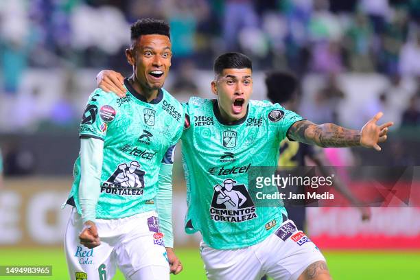 William Tesillo of Leon celebrates with Adonis Frias after scoring the team's first goal during the final first leg match between Leon and LAFC as...