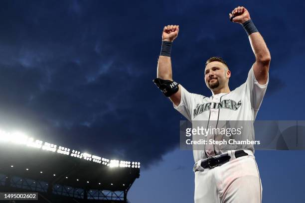 Cal Raleigh of the Seattle Mariners reacts after his walk-off single during the tenth inning against the New York Yankees at T-Mobile Park on May 31,...