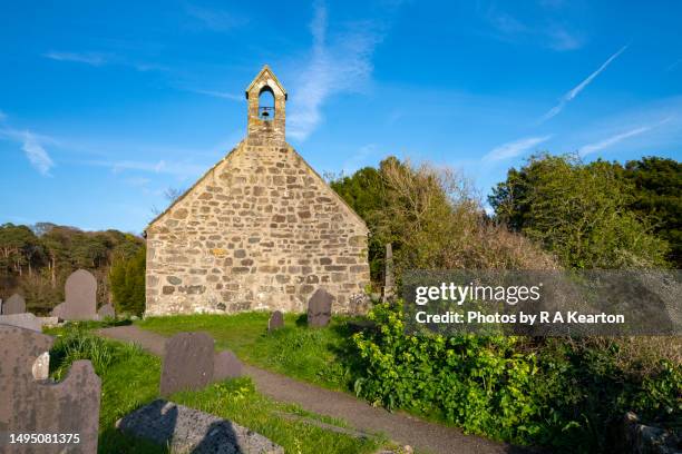 st tysilio's church, menai bridge, anglesey, north wales - belfort stock pictures, royalty-free photos & images