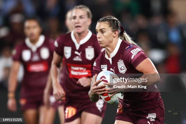 Julia Robinson of the Maroons runs with the ball during game one of the Women's State of Origin series between New South Wales and Queensland at...